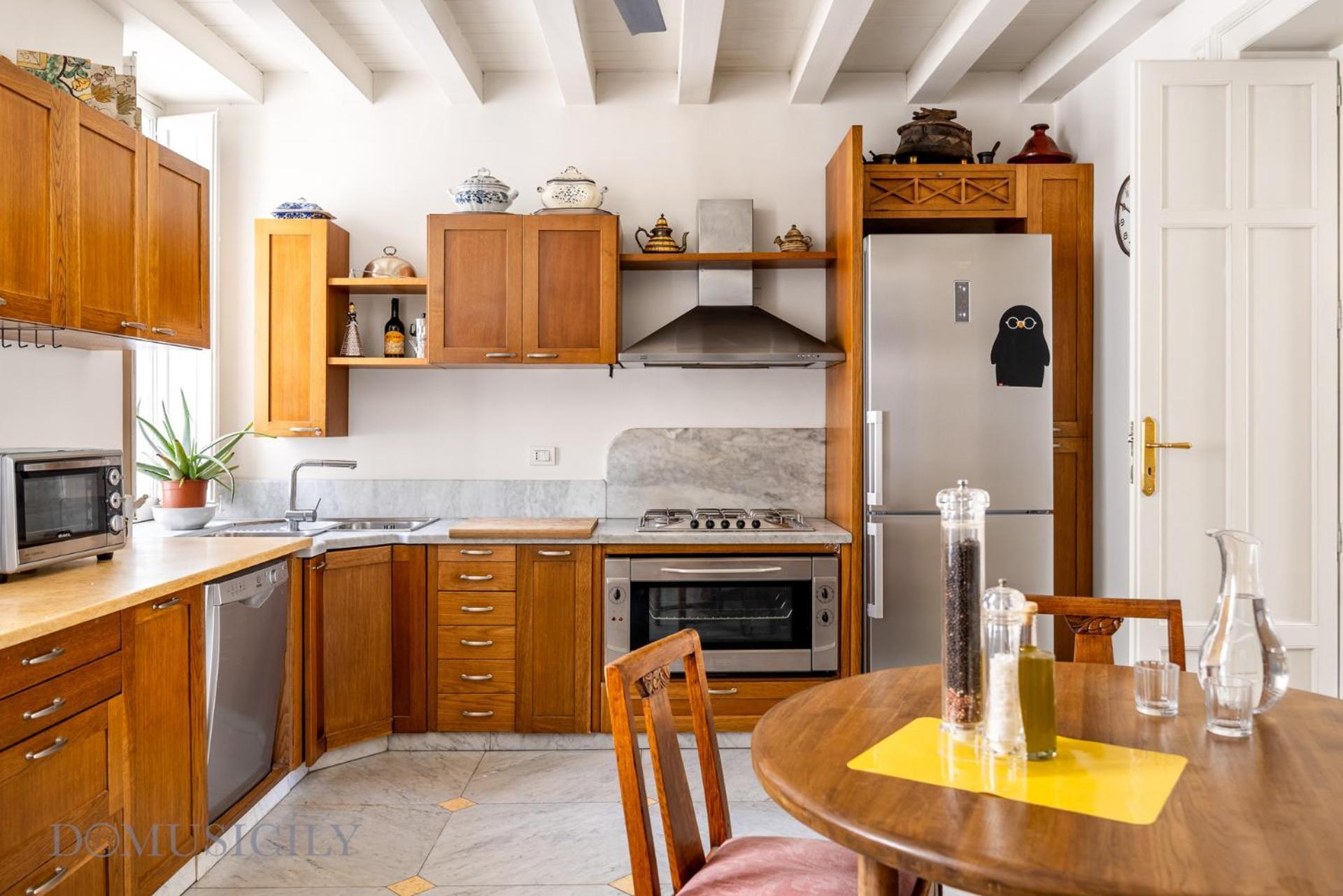 Elvi Penthouse By Domusicily Palermo